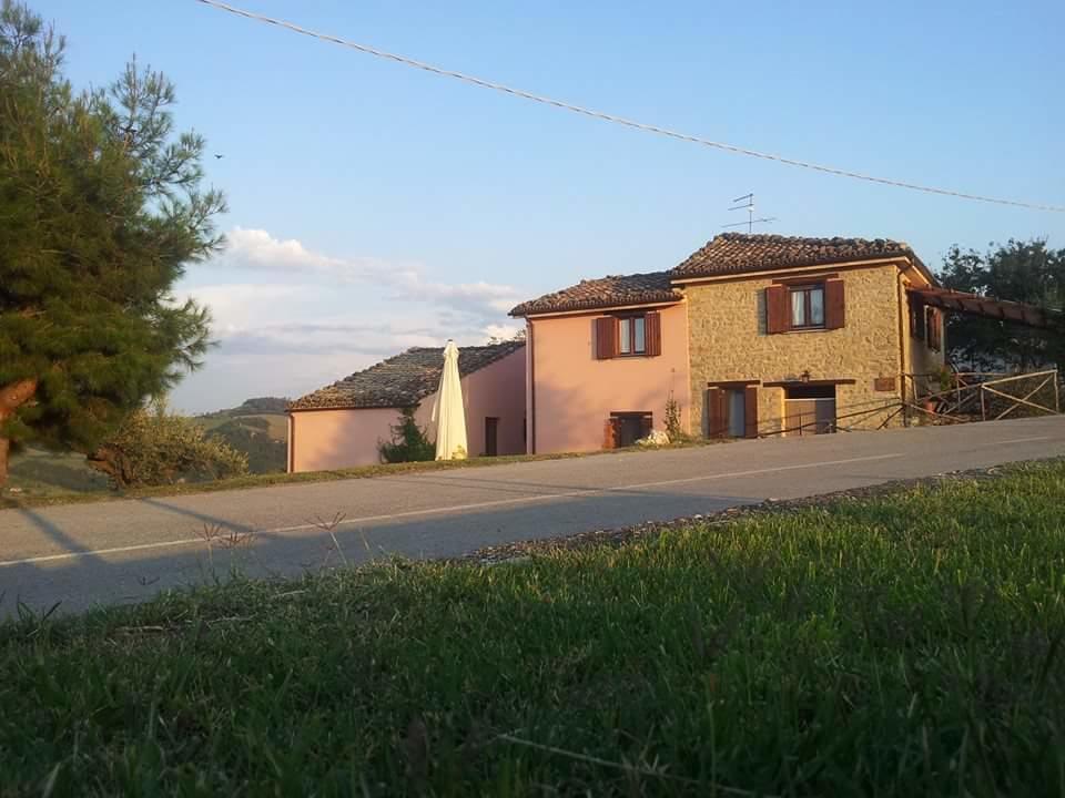La Via Del Parco Villa Arsita Eksteriør bilde